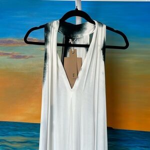 POL Black and White Tie Dye Plunge Neck Midi Dress